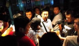 嘉宾爆料阿姨视频播放,嘉宾爆料阿姨视频背后的惊人真相