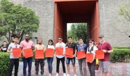 河南爆料开封小学生视频,校园生活真实写照