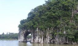 桂林象山公园最新爆料,探秘千年古象奇观，尽享自然与人文交融之旅