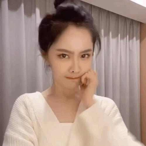 张新成娱乐圈吃瓜,揭秘明星背后的“吃瓜”故事